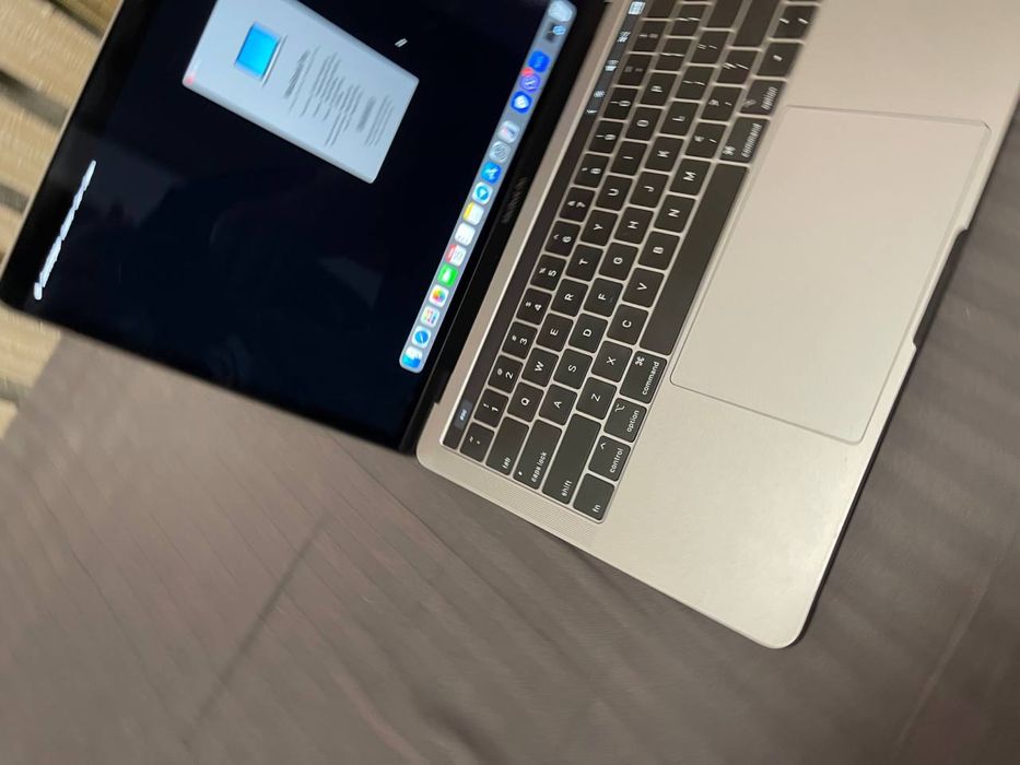 Продам MacBoock