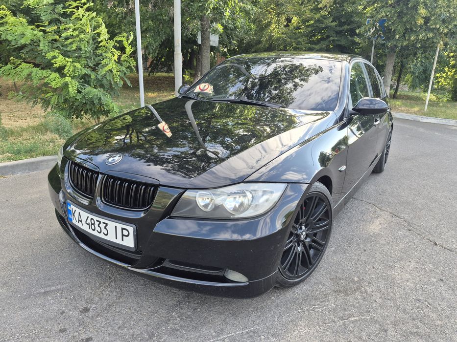 Продам  BMW 3 ( E90)