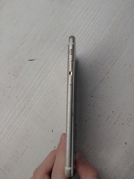 IPhone 6 мобільний телефон