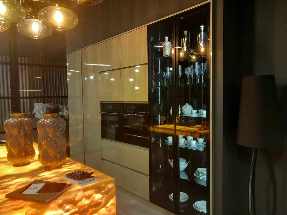 Mobiliário de cozinha, sala e quarto