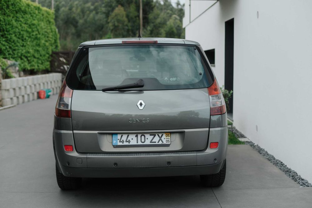 Renaut Scenic Automovel Familiar