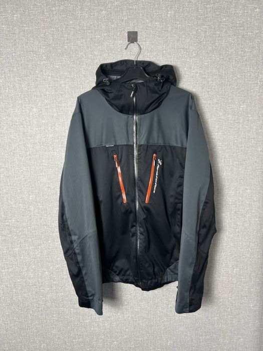 revolution race купить мужскую верхнюю одежду Цена на