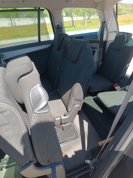 Citroën Grand C4 Picasso 1.6 HDi (7 Lugares)