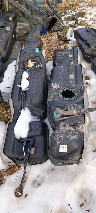 Бак пластиковий 60 130 150 літрів