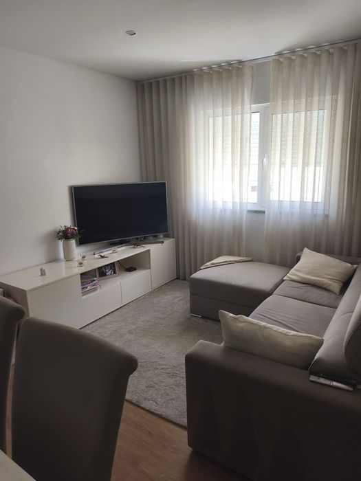 Casa T2 para arrendar