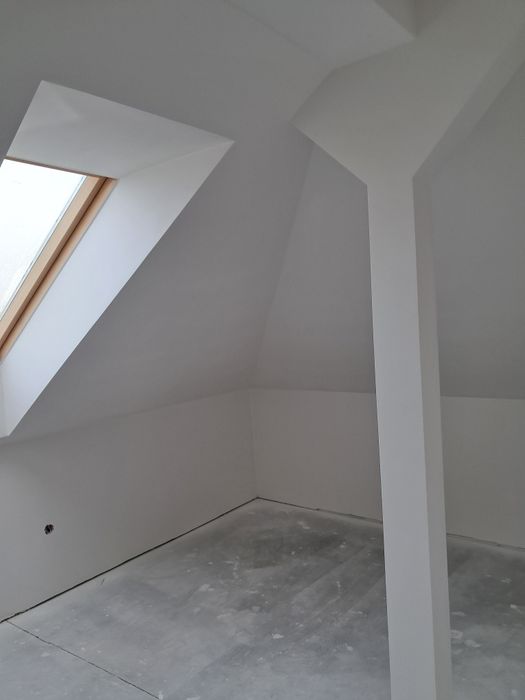 Profesjonalne gładzie maszynowe i malowanie natryskowe