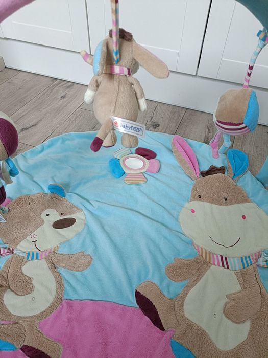 Pluszowa mata edukacyjna BabyFehn