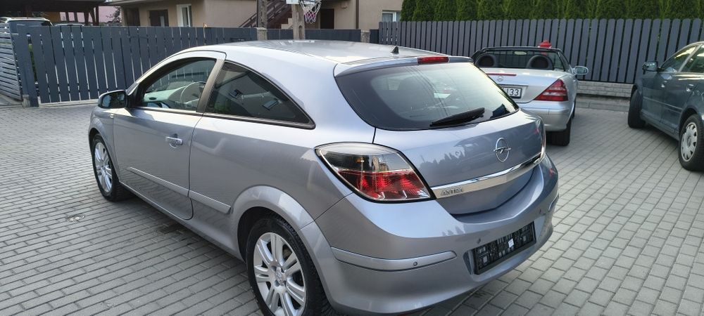 Opel.Aatra GTC 1.4 16v 2008r zarejestrowany w Polsce