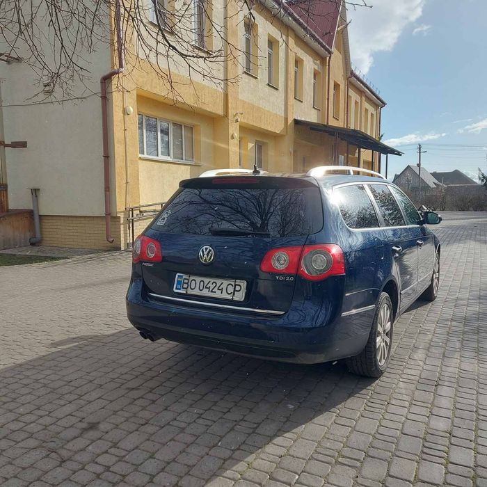 Продаю автомобіль  Volkswagen  Pasat