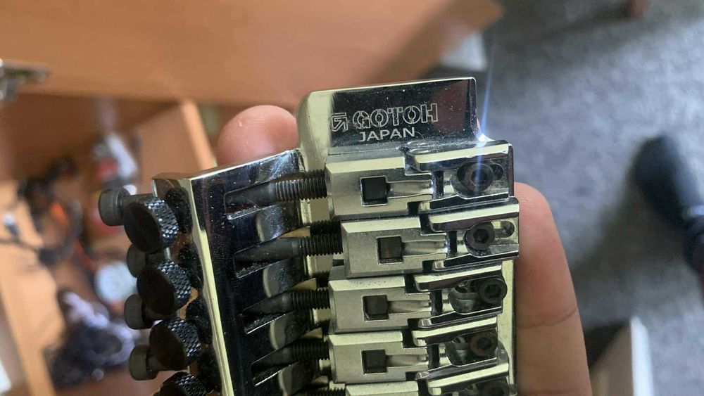 Tremolo GOTOH GE1996T blok 40mm (CR)