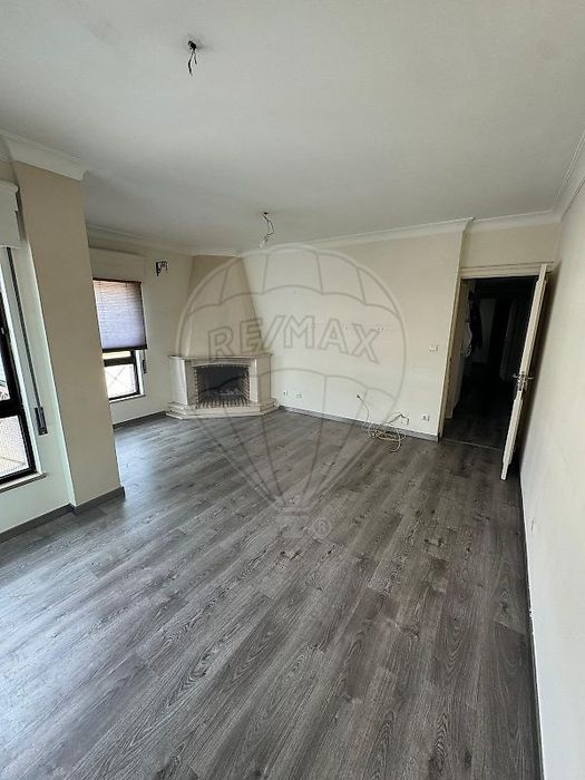 Apartamento em Queluz