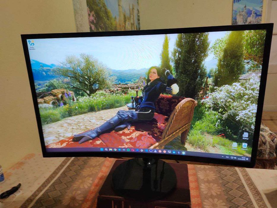 Монитор 27" Samsung Curved C27F396F