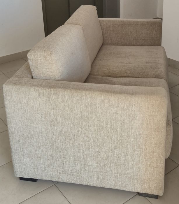 Sofá de 2 lugares