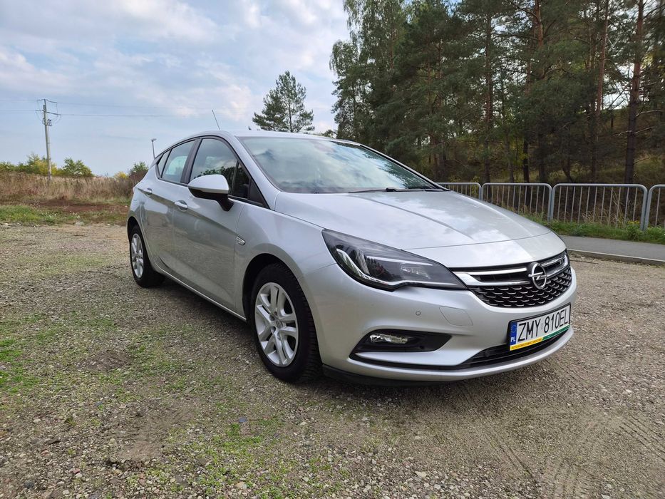 Opel  Astra 1.6 TDCI