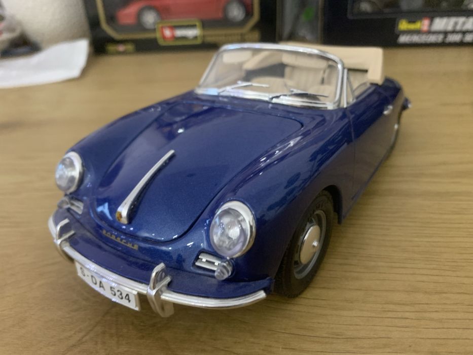 Model Bburago Porsche 356 cabrio 1:18 stan idealny