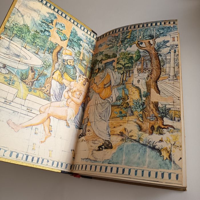 Livro de 1976 "Tesouros artísticos de Portugal"