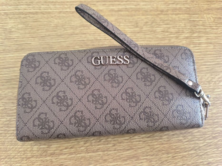 Carteira da Guess