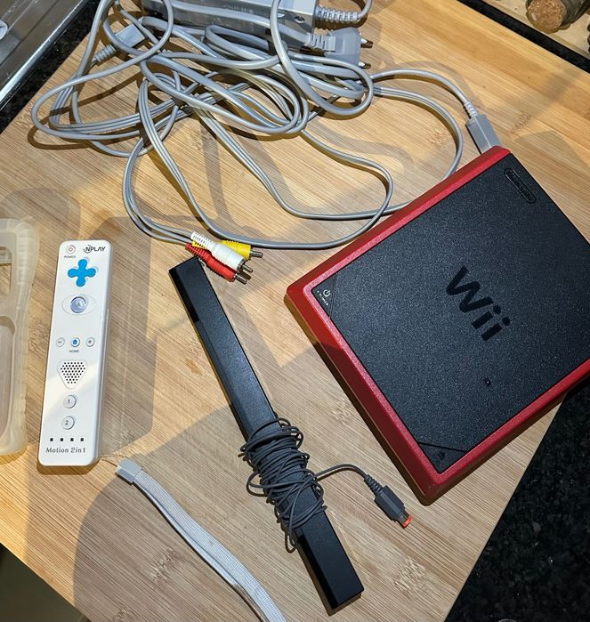 Nintendo Wii vermelho