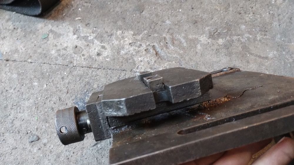 Тиски станочные.