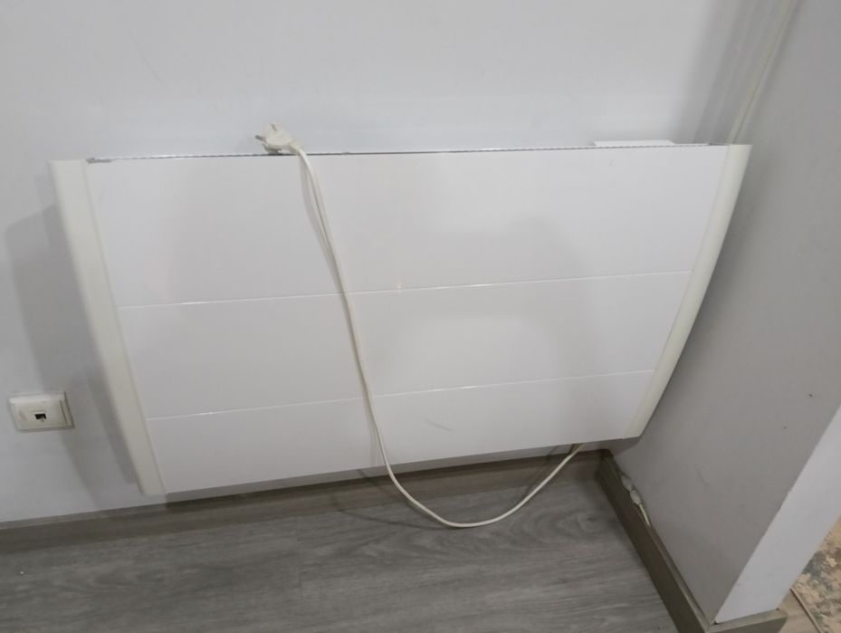 Quadro mulher e lua