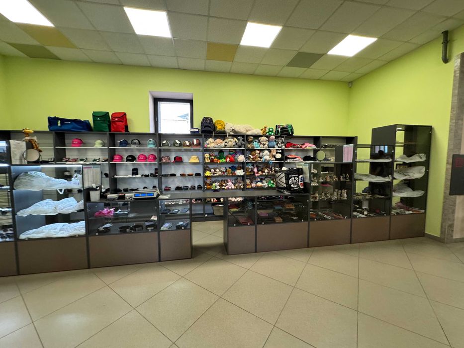 Приміщення вільного призначення в центрі по Шевченка навпроти Театру