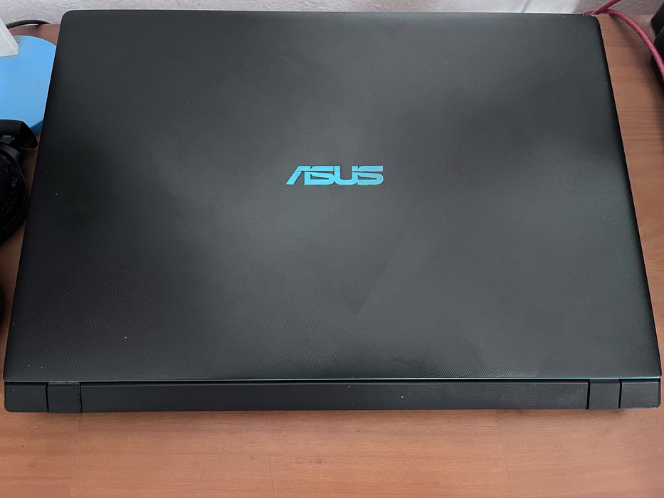 Computador Portátil  Asus Usado 1TB