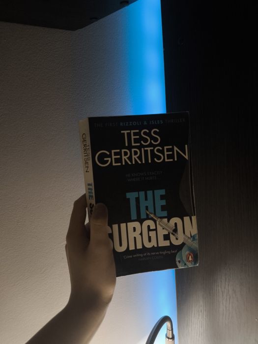 Книга The Surgeon Тесс Ґеррітсен