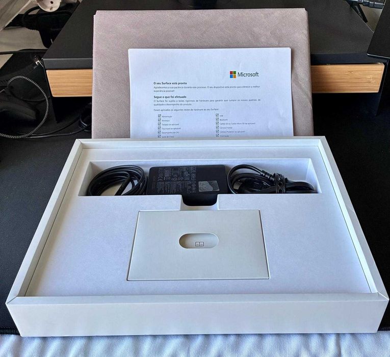 Portátil Híbrido Microsoft Surface Pro 9