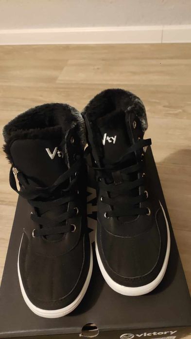 Nowe buty damskie rozm.38