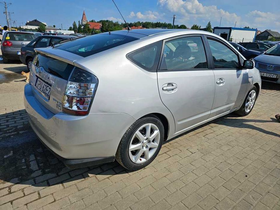 Toyota Prius 2009r/1.5benzyna hybryda/PT do czerwca 2027/skóra/klima