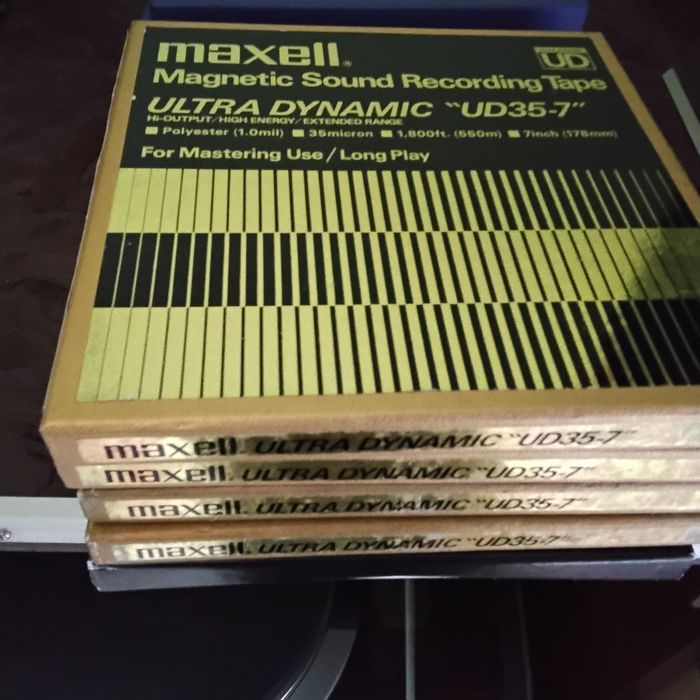 Bobines 18cm. MAXELL