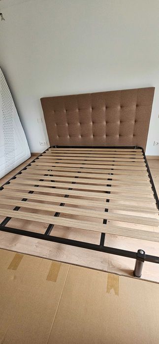 Cama Casal King Size 180cm x 200cm