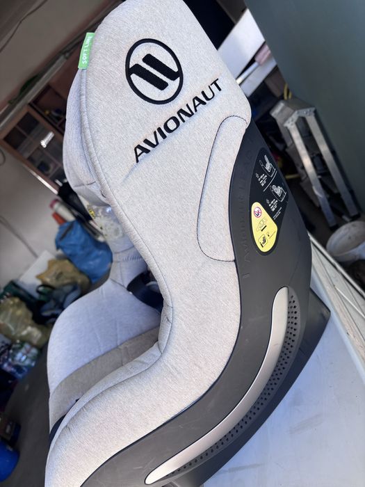 Fotelik samochodowy Avionaut AeroFIX Soft Line 67–105 cm