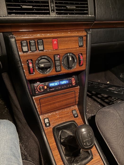 Mercedes W124 2.5 diesiel klima szyber elektryka