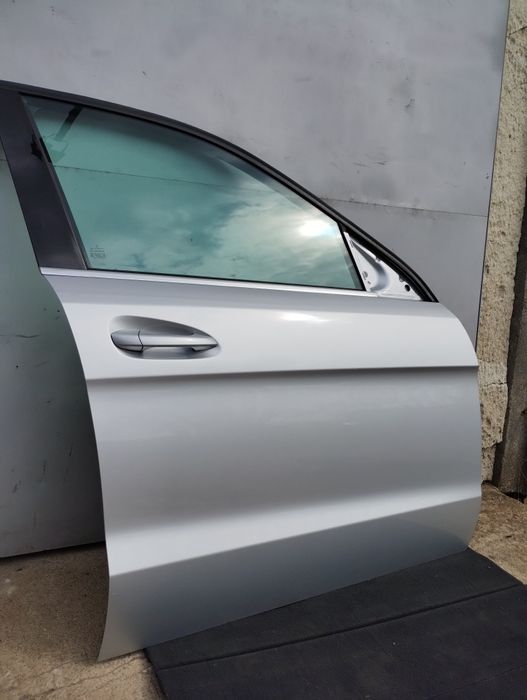 Drzwi przednie prawe Mercedes ml w166 x166 c775 idealne w kolor