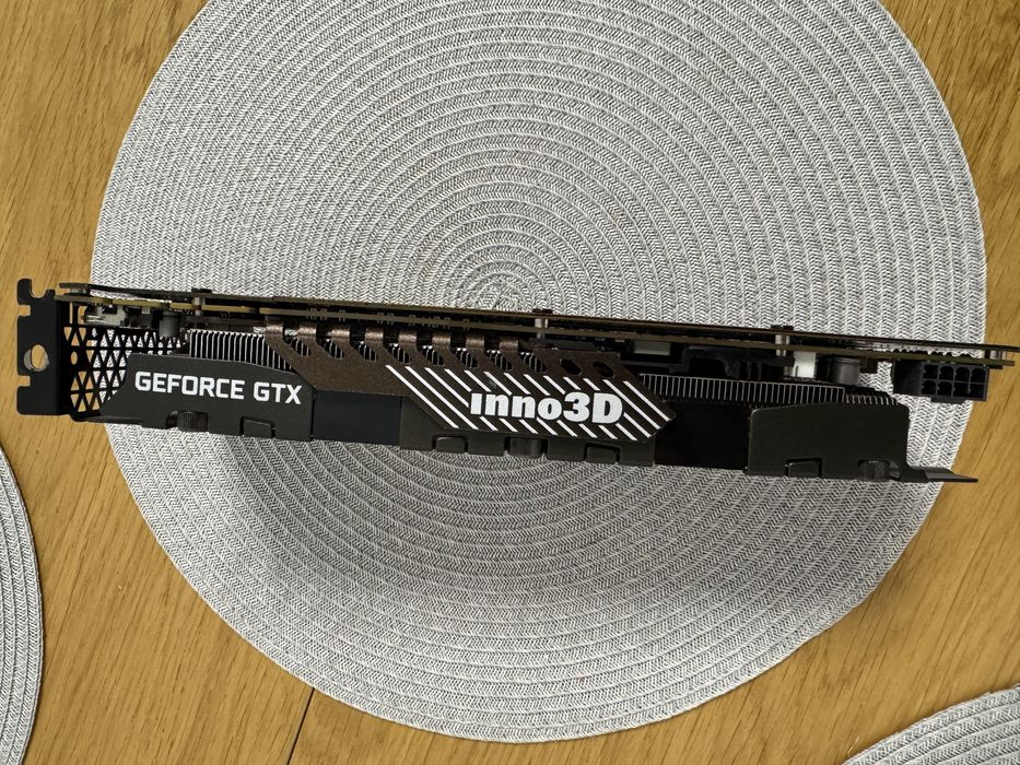 Inno3D GeForce GTX 1070 Ti X2 HerculeZ 8 ГБ GDDR5