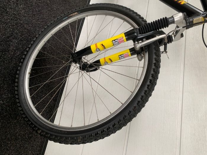 Rower Rocky Mountain Element Race Rock Shox FOX Shimano Deore LX