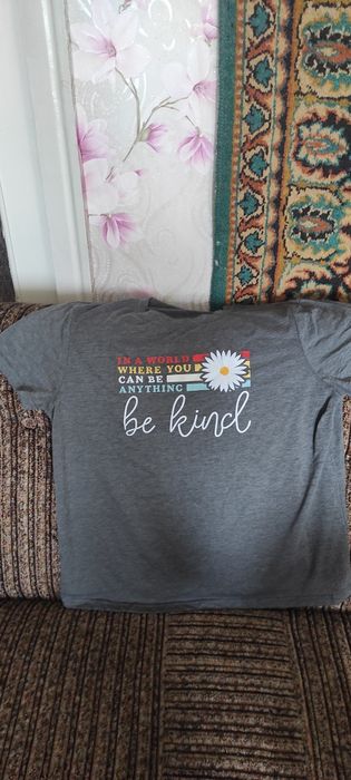 Жіноча футболка розмір 50-52 з принтом