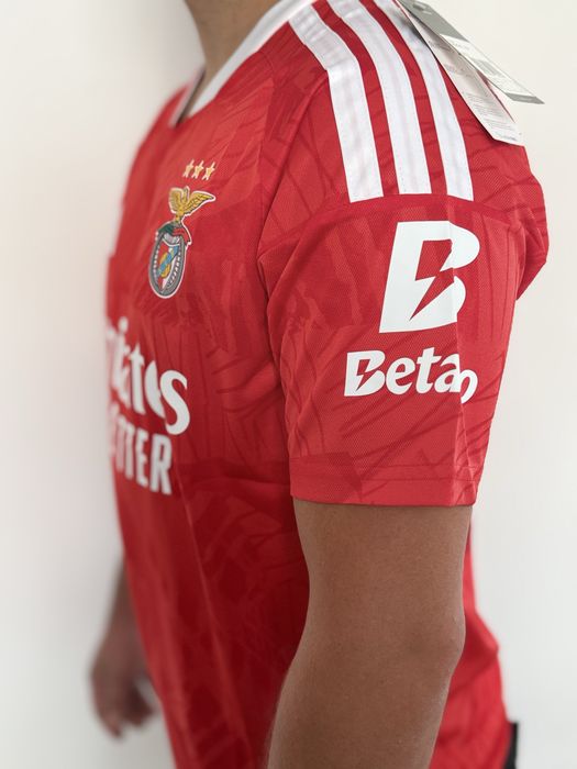 Camisolas de clube e selecoes