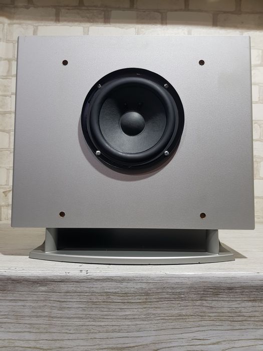 Активний сабвуфер YAMAHA YST-FSW 100, потужність 130 Вт, б/у