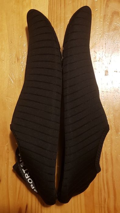 Sapatos para a água (peixe aranha, piscina, praias fluviais, etc.)