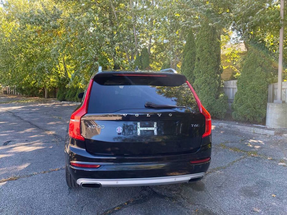 Volvo XC90 T6 Momentum      2017