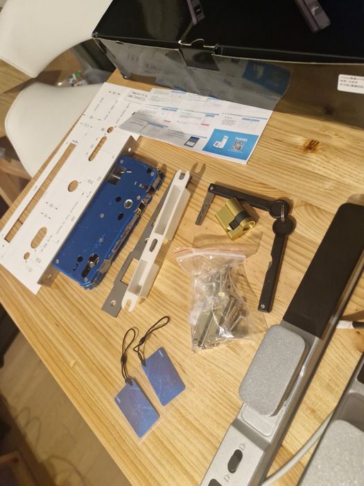 Fechadura eletrica / eletronica / digital Nova c/bluetooth  e wifi