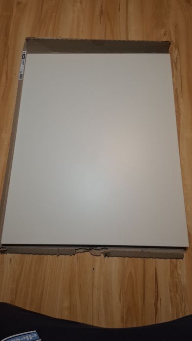 Blat biały 60x76.7cm gr.18mm