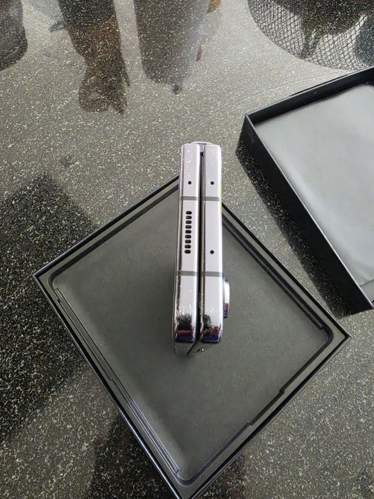Samsung zfold 5 256gb
