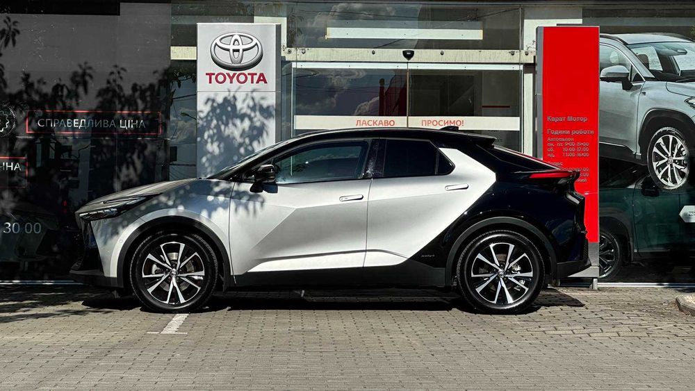 Toyota C-HR 2024 2.0 Hybrid e-CVT AWD-i • Premium Premiere Edition