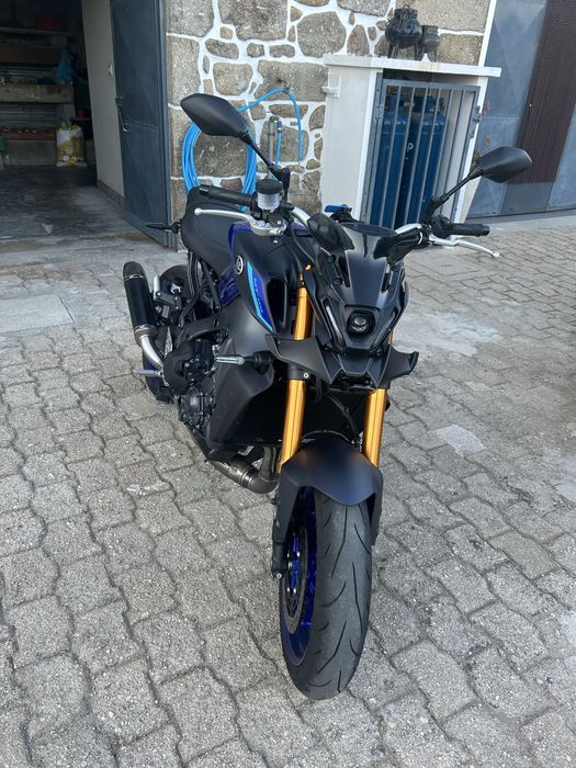 MT-09  2023 Akrapovic