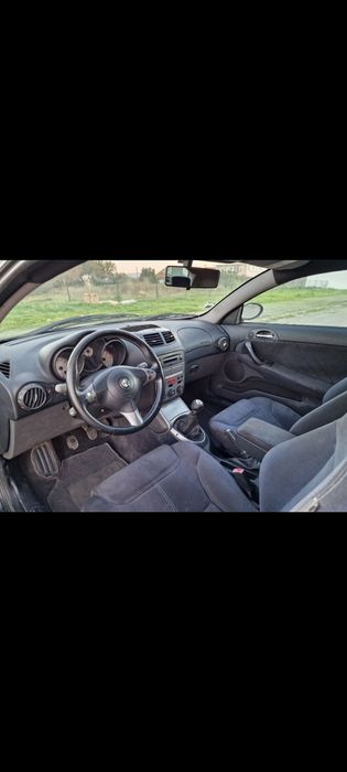 Alfa Romeo GT, em ótimo estado