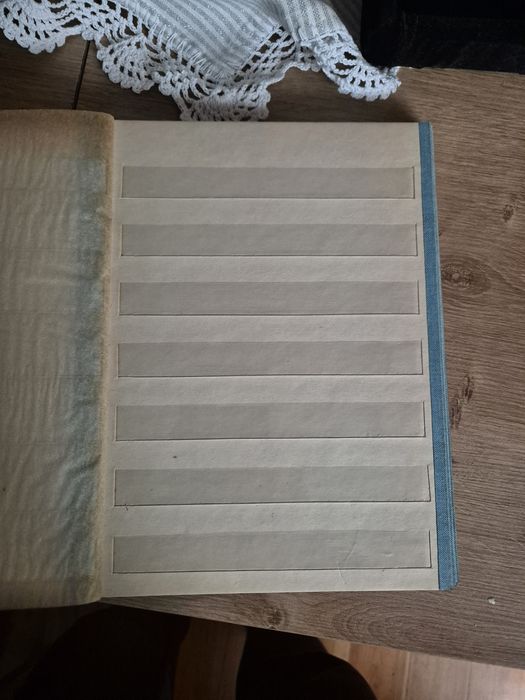 stary klaser na znaczki