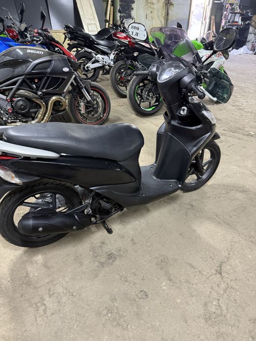 Японский скутер Honda Dio 110 иежектор из Японии Хонда дио двухместный